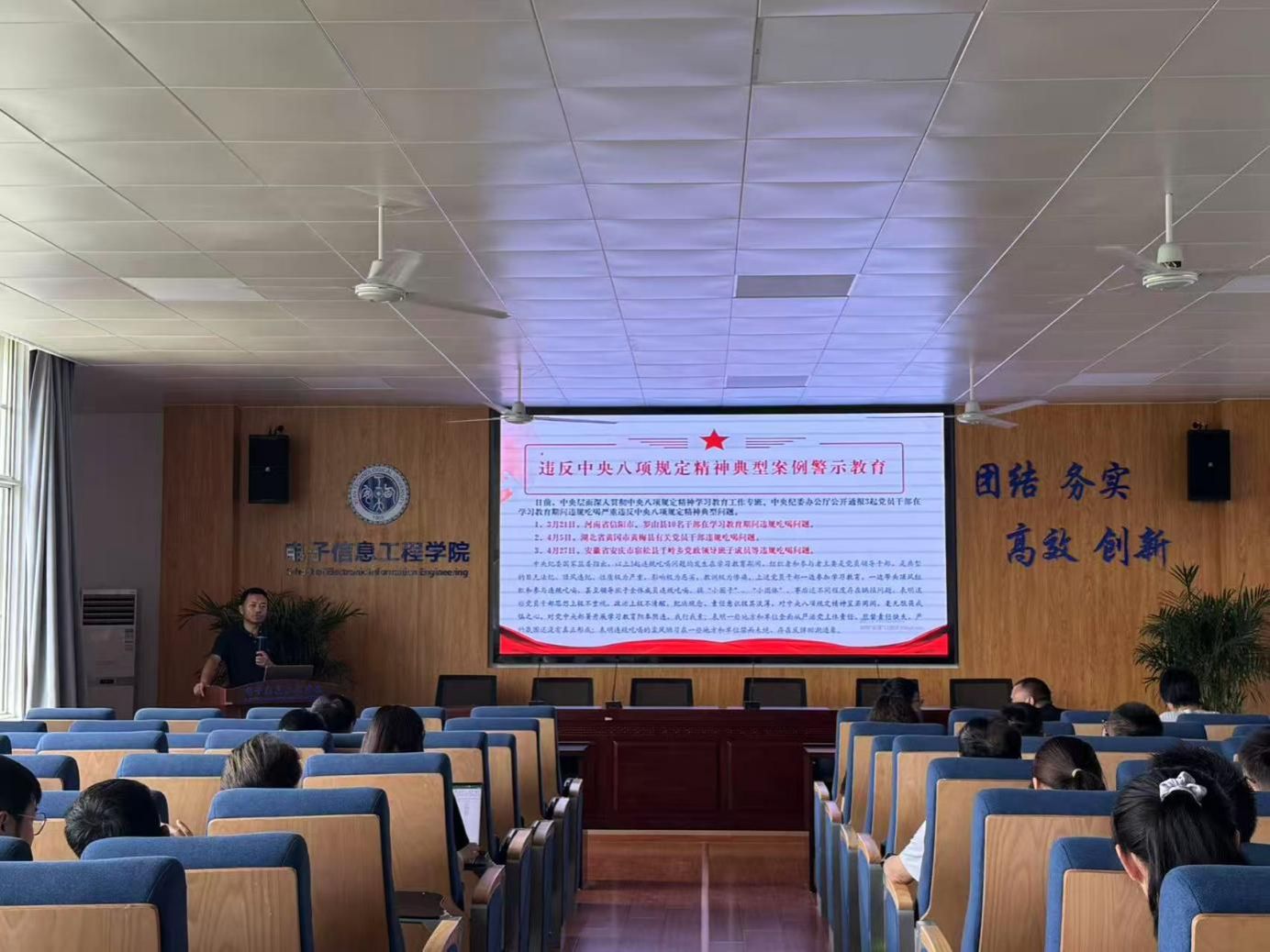 43c35b1eadf9254b1b9361159a1879d